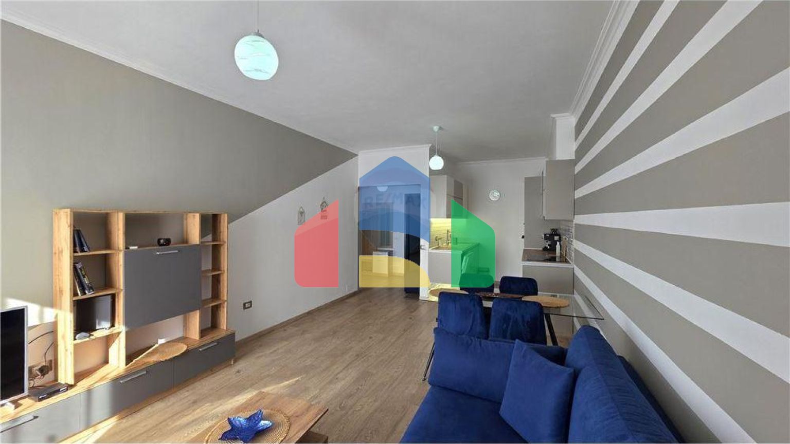 Residential - Condo/Apartment - Rruga Dhimitër Konomi, Lungomare, Vlorë - AL