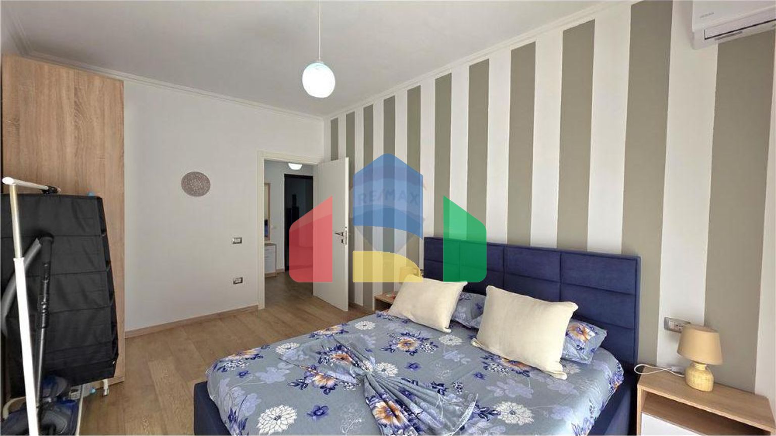 Residential - Condo/Apartment - Rruga Dhimitër Konomi, Lungomare, Vlorë - AL