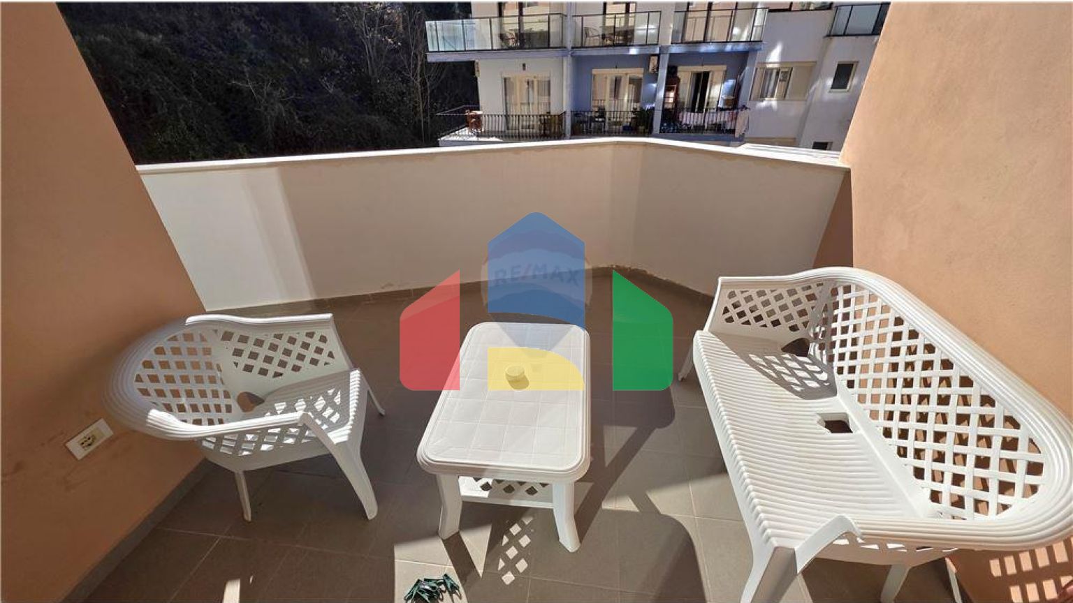 Residential - Condo/Apartment - Rruga Dhimitër Konomi, Lungomare, Vlorë - AL