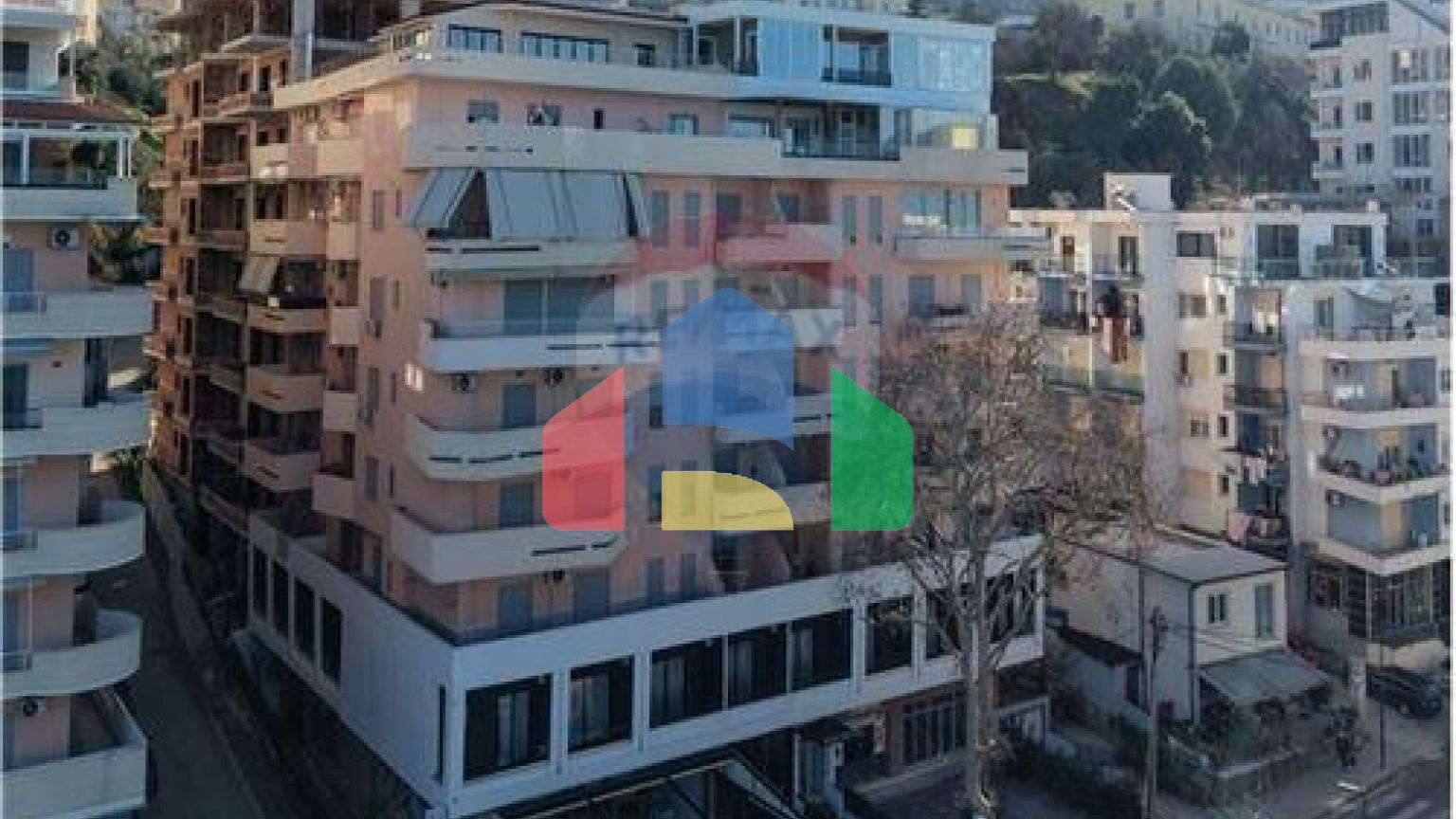 Residential - Condo/Apartment - Rruga Dhimitër Konomi, Lungomare, Vlorë - AL