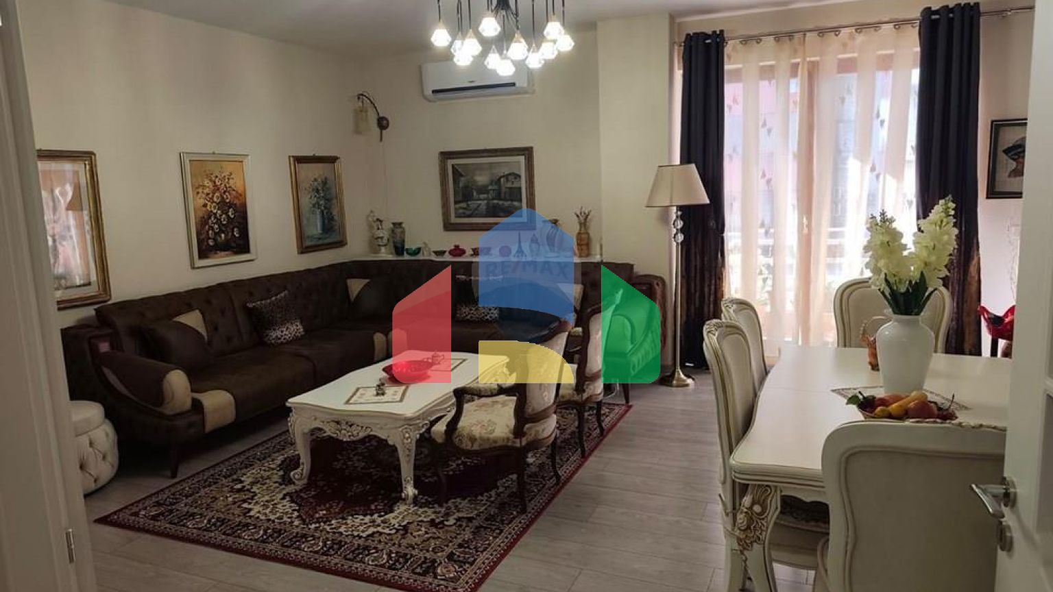 Residential - Condo/Apartment - Bulevardi Zogu I, Bulevardi Zogu I, Tiranë - AL