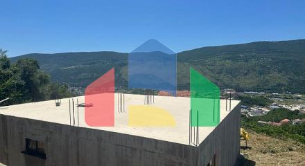 Дом в Герцег-Нови с видом на море