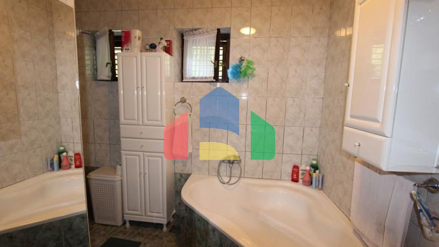 Дом в Дженовичи с прекрасным видом на море