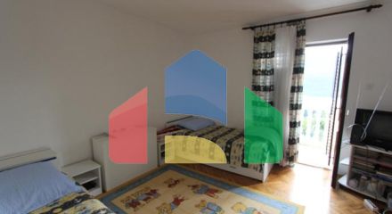 Дом в Дженовичи с прекрасным видом на море