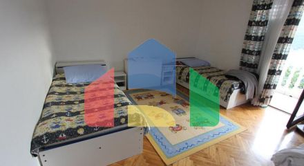 Дом в Дженовичи с прекрасным видом на море