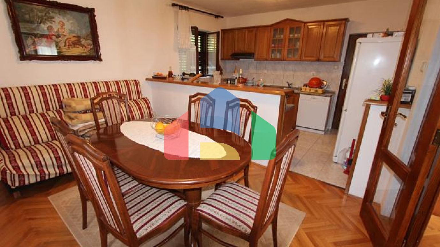 Дом в Дженовичи с прекрасным видом на море