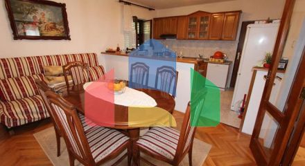 Дом в Дженовичи с прекрасным видом на море