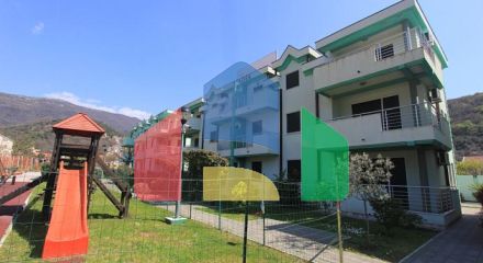 Квартиры в комплексе в Херцег Нови