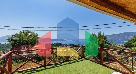 Двухквартирный дом с великолепным видом на Адриатическое море. Идеально подходит для жизни или инвестиций.