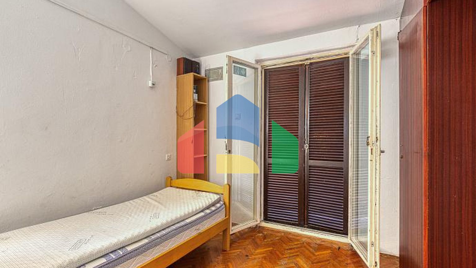 Продаётся дом в Пржно, рядом со Свети-Стефаном – отличное расположение.