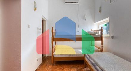 Продаётся дом в Пржно, рядом со Свети-Стефаном – отличное расположение.