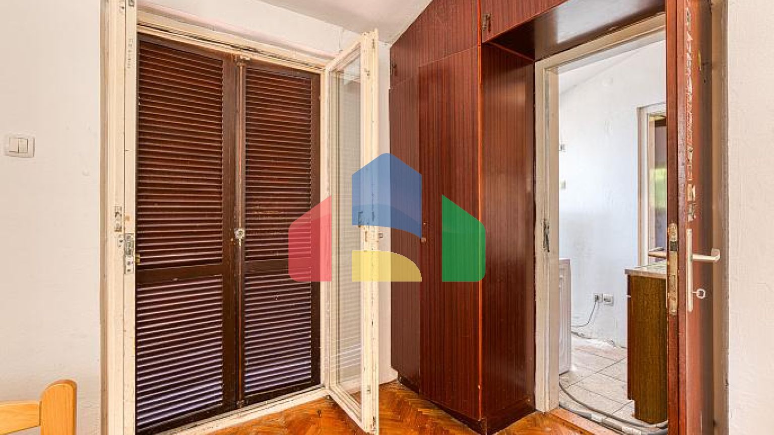 Продаётся дом в Пржно, рядом со Свети-Стефаном – отличное расположение.