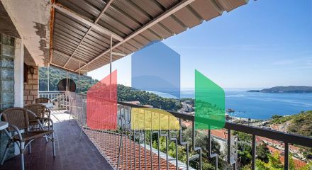 Продаётся дом в Пржно, рядом со Свети-Стефаном – отличное расположение.