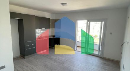 Двухкомнатная квартира 60 м2 с видом на море в Искеле