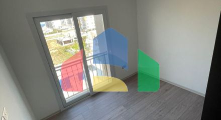 Двухкомнатная квартира 60 м2 с видом на море в Искеле