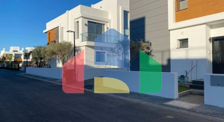 Квартира 2+1 (89 м2) с балконом и террасой на крыше 89 м2 в Енибоазичи Квартира 2+1 (89 м2) с балконом и террасой на крыше 89 м2 в Енибоазичи