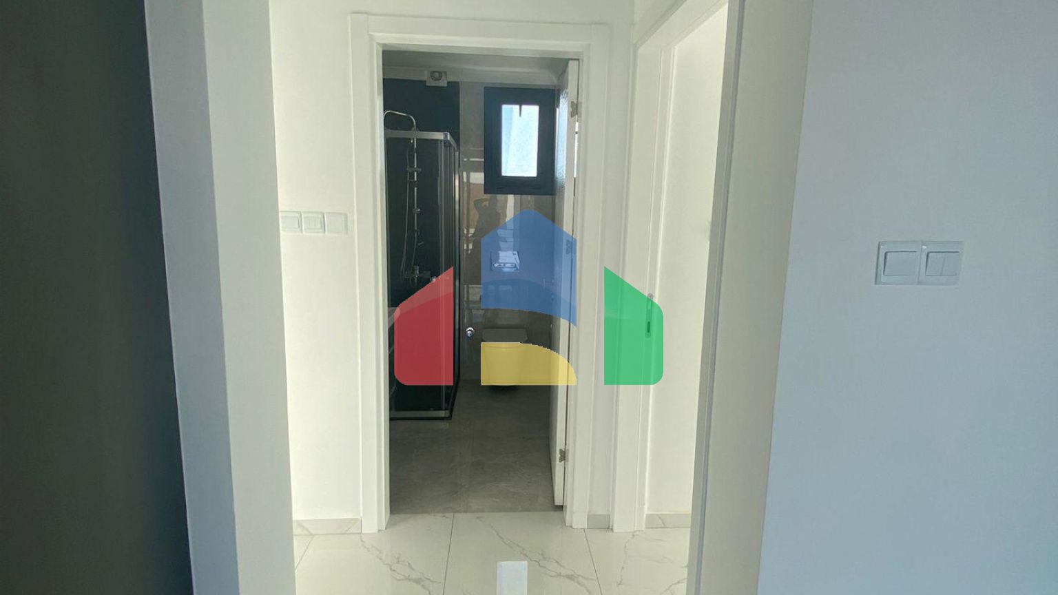 Квартира 2+1 (89 м2) с балконом и террасой на крыше 89 м2 в Енибоазичи