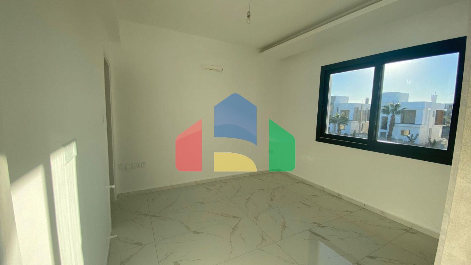 Квартира 2+1 (89 м2) с балконом и террасой на крыше 89 м2 в Енибоазичи