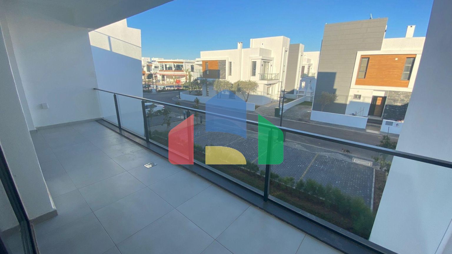 Квартира 2+1 (89 м2) с балконом и террасой на крыше 89 м2 в Енибоазичи