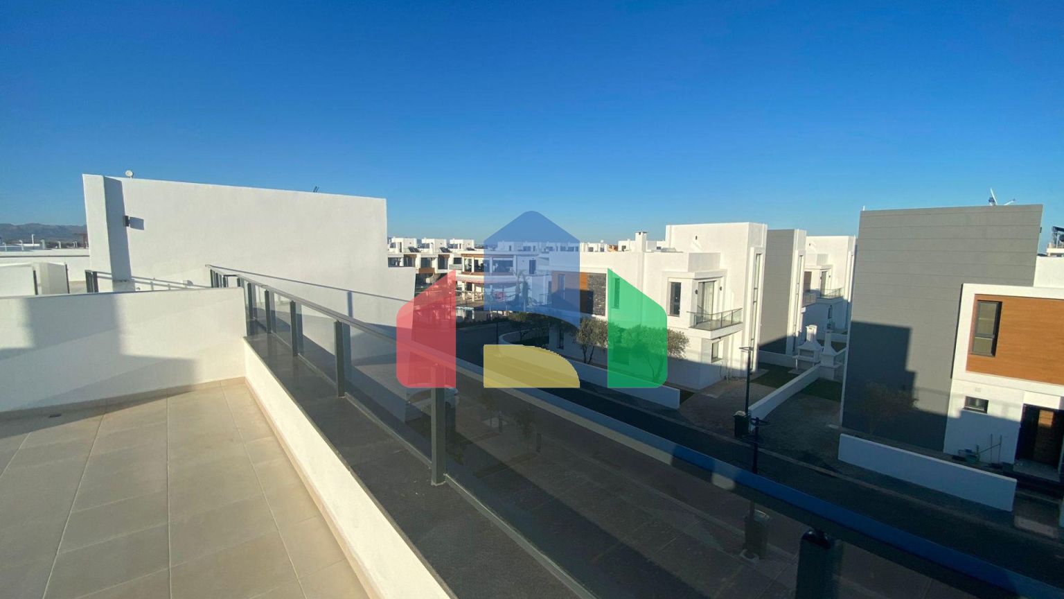 Квартира 2+1 (89 м2) с балконом и террасой на крыше 89 м2 в Енибоазичи