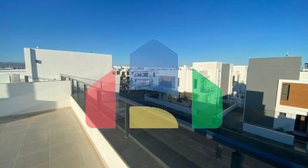 Квартира 2+1 (89 м2) с балконом и террасой на крыше 89 м2 в Енибоазичи Квартира 2+1 (89 м2) с балконом и террасой на крыше 89 м2 в Енибоазичи