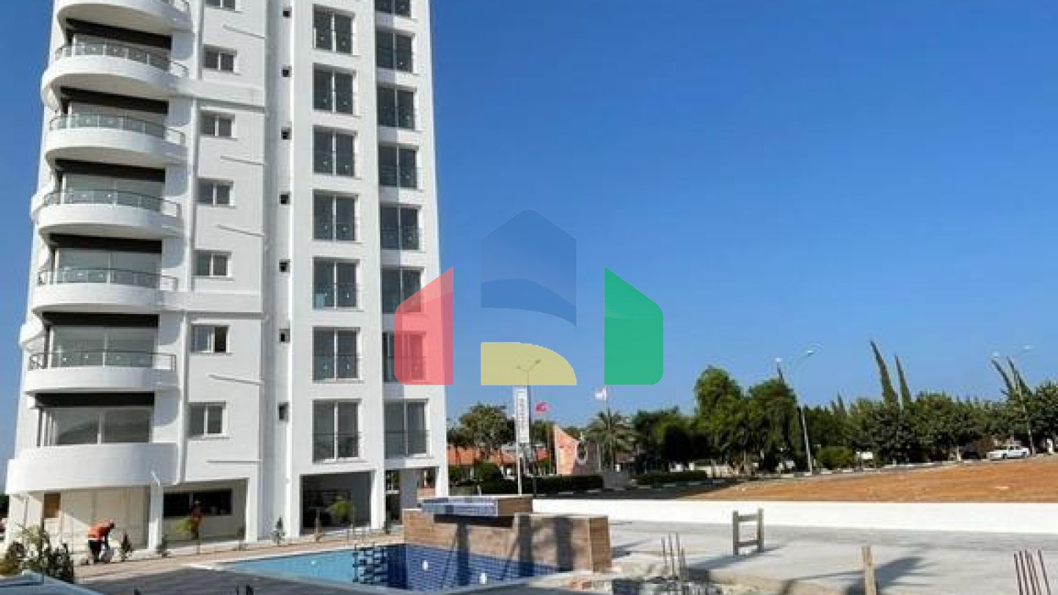 Трехкомнатная квартира 85 м2 в комплексе в Боазе