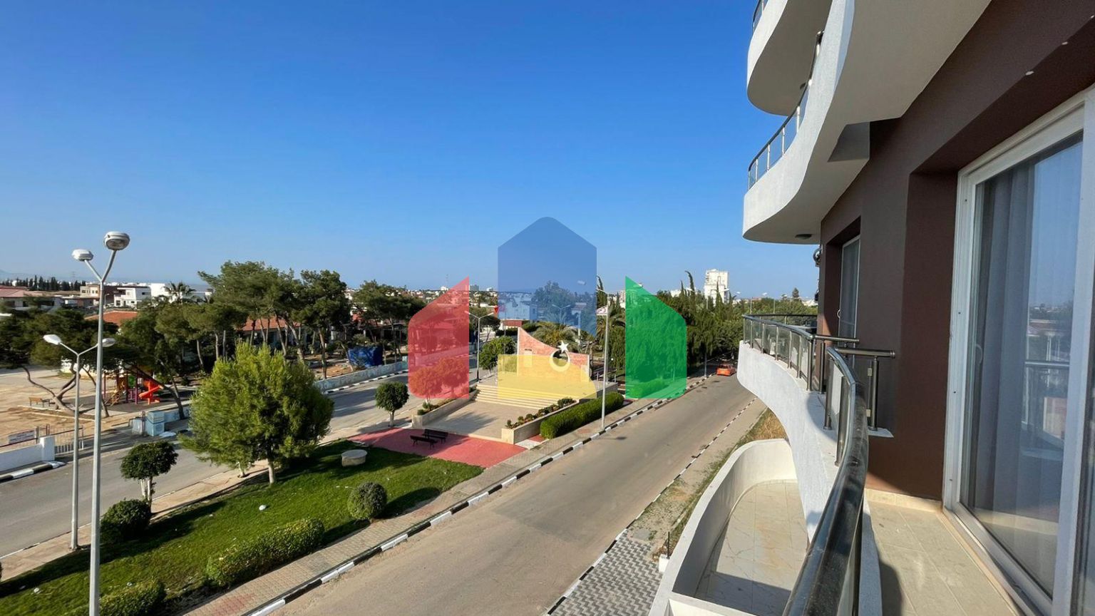 Трехкомнатная квартира 85 м2 в комплексе в Боазе