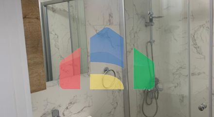 Двухкомнатная квартира 55 м2 в высотном доме рядом с песчаным пляжем Двухкомнатная квартира 55 м2 в высотном доме рядом с песчаным пляжем