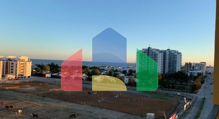 Двухкомнатная квартира 55 м2 в высотном доме рядом с песчаным пляжем Двухкомнатная квартира 55 м2 в высотном доме рядом с песчаным пляжем