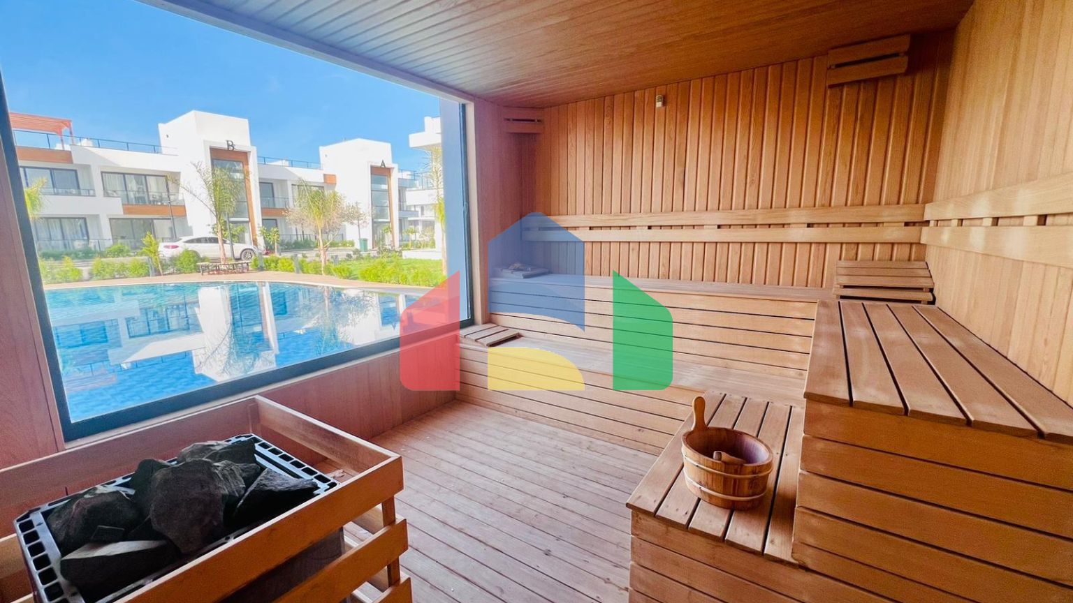 Таунхаус 3+1 (183 м2) в роскошном комплексе в 1 км от моря