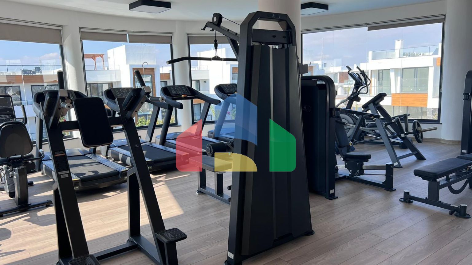 Таунхаус 3+1 (183 м2) в роскошном комплексе в 1 км от моря