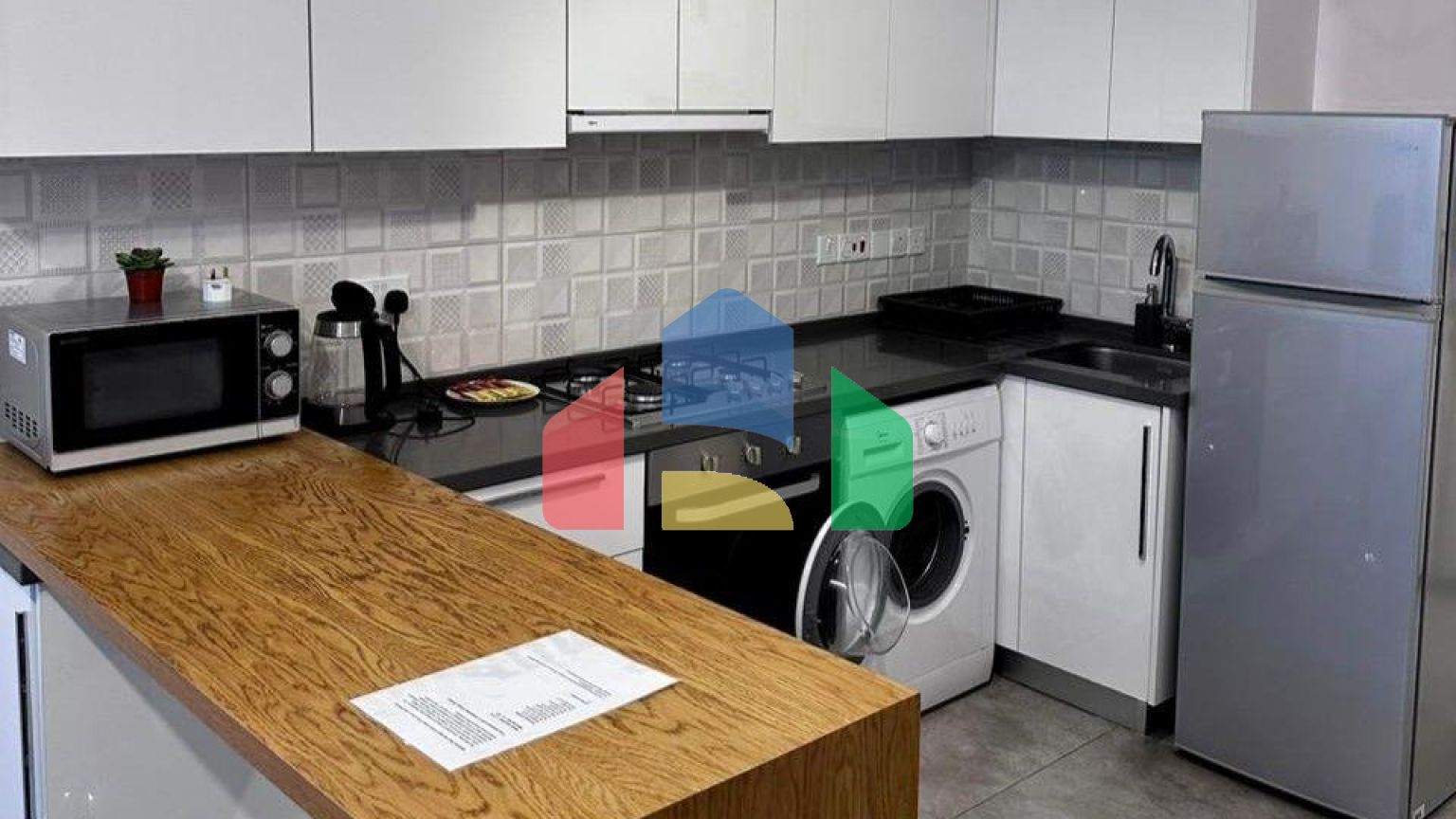 Студия 48 м2 с балконом 8м2 в роскошном комплексе в Искеле