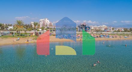 3-комнатный пентхаус 78 м2 c террасой 54 м2 в 2 минутах от пляжа