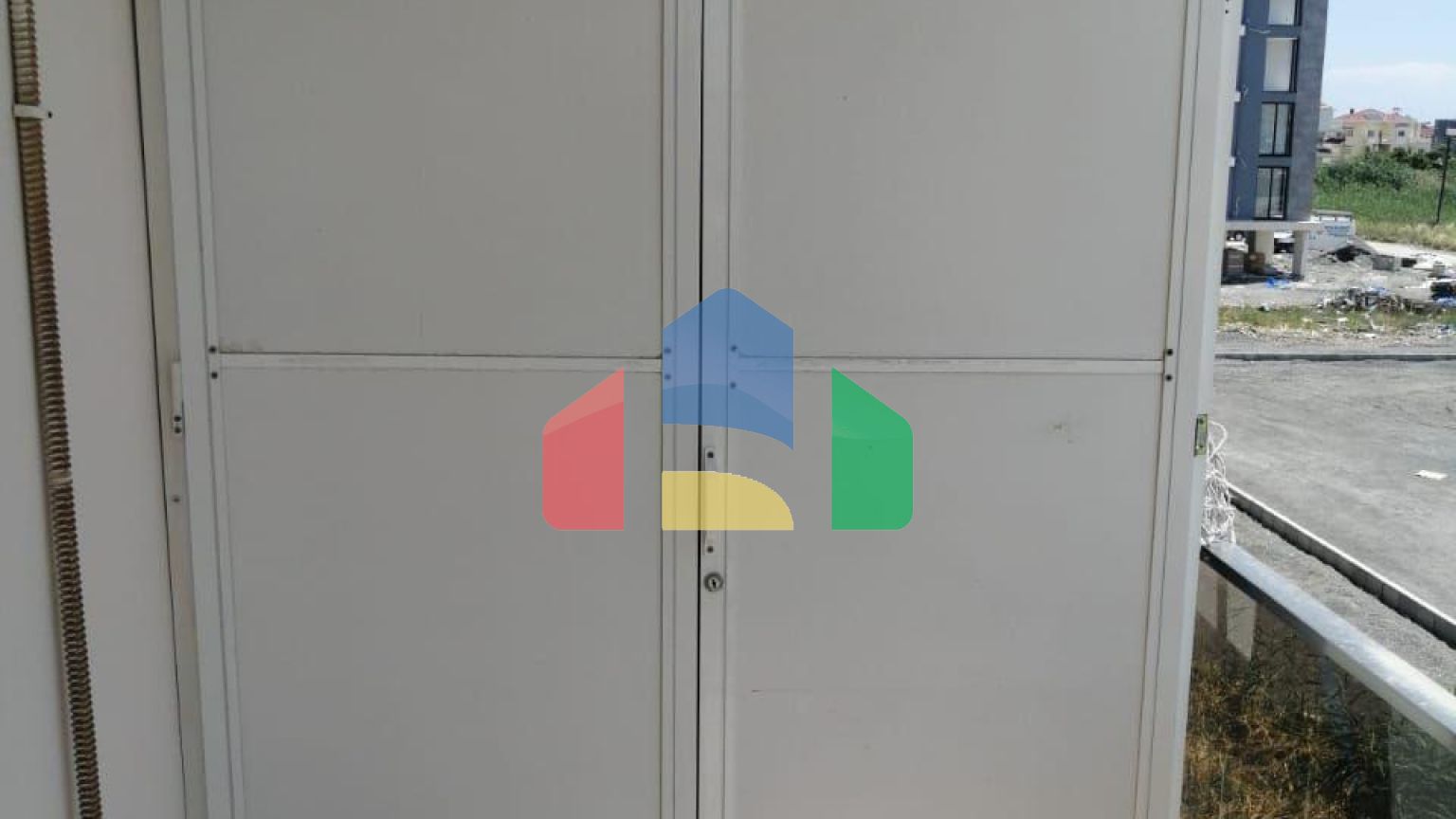 Студия 46 м2 в красивом комплексе в Искеле