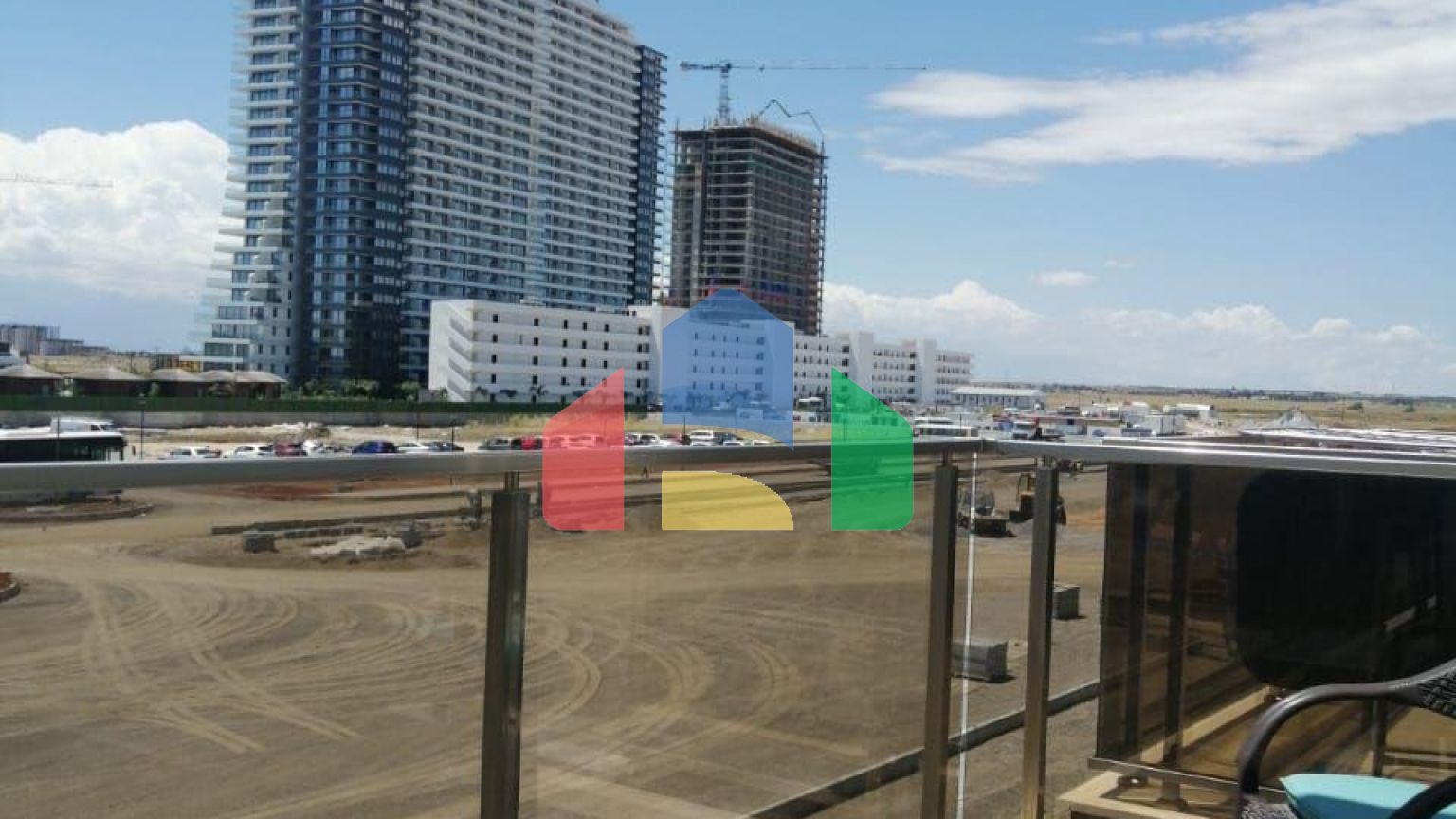 Студия 46 м2 в красивом комплексе в Искеле