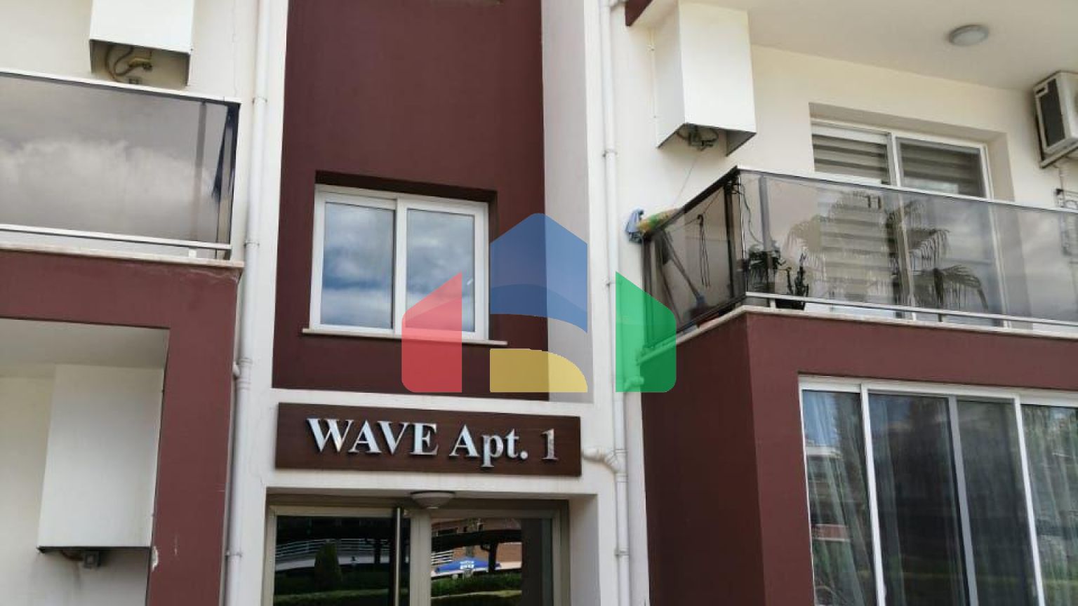 Студия 46 м2 в красивом комплексе в Искеле