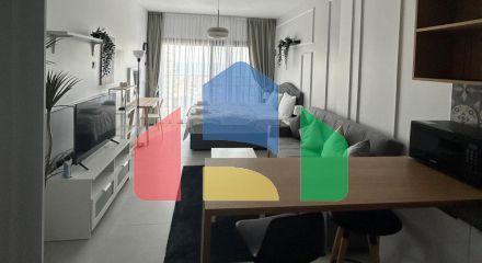 Студия 50м2 с террасой 9м2 недалеко от пляжа