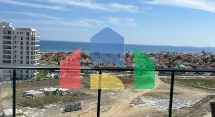 Студия 50м2 с террасой 9м2 недалеко от пляжа