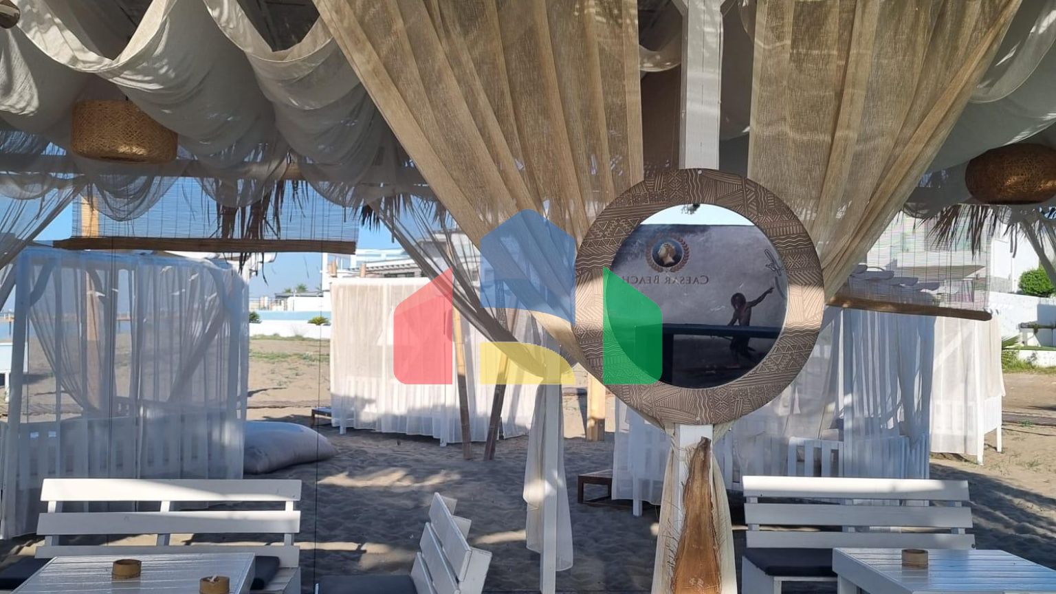 Студия 50м2 с террасой 9м2 недалеко от пляжа