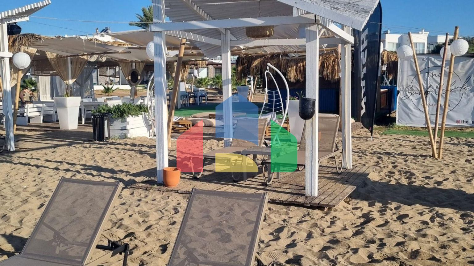 Студия 50м2 с террасой 9м2 недалеко от пляжа