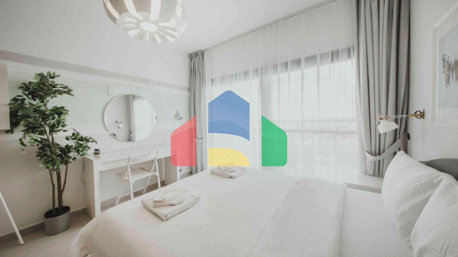 Студия 50 м2 c балконом 9м2