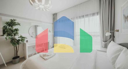 Студия 50 м2 c балконом 9м2