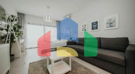 Студия 50 м2 c балконом 9м2