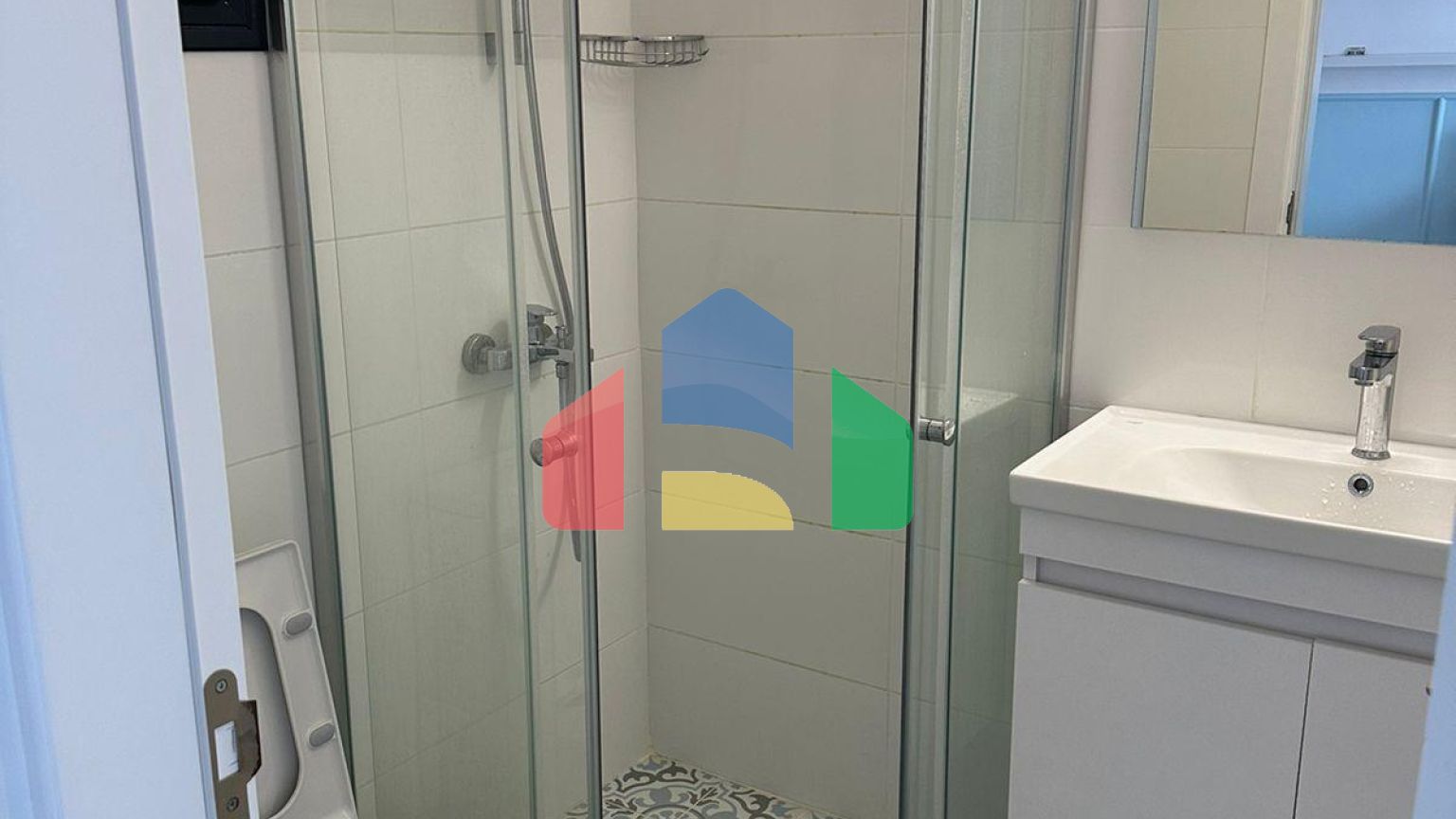 2-комнатные апартаменты 69м2 с 11м2 с застеклённым балконом площадью 11 м2 в СПА-комплексе