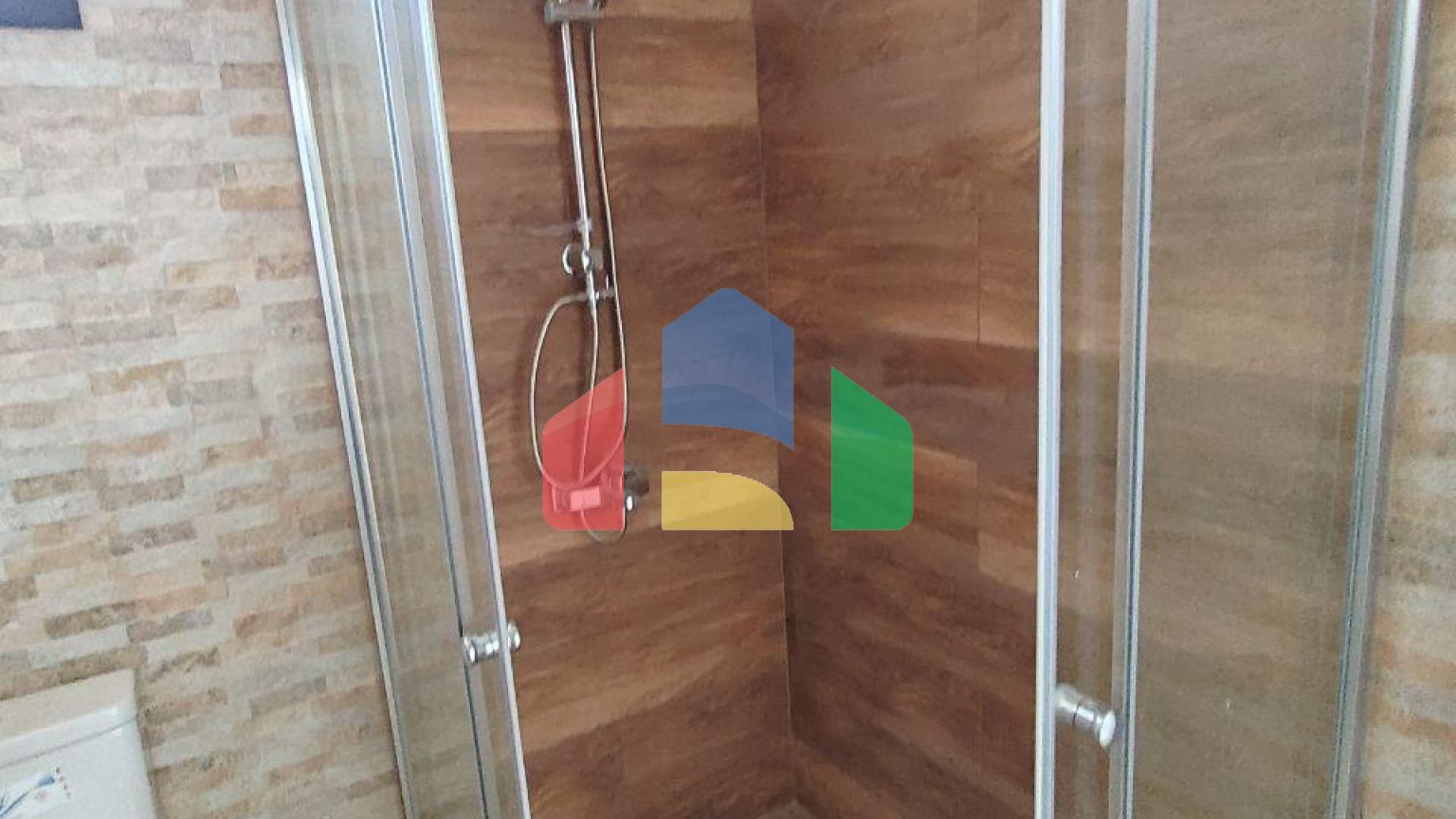 3-комнатные апартаменты 91м2 в современном комплексе в Искеле