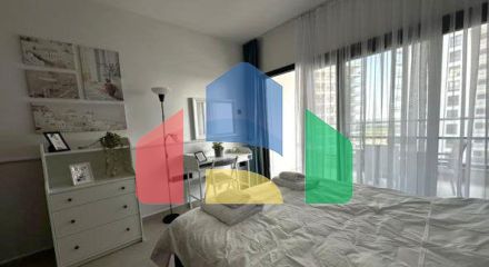 Студия 50 м2 с балконом 9 м2 и видом на море