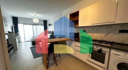 Студия 50 м2 с балконом 9 м2 и видом на море