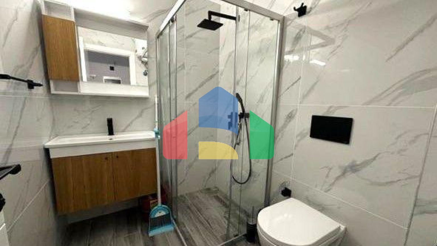 Студия 50 м2 с балконом 9 м2 и видом на море