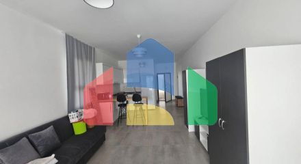 Студия 52м2 с балконом 8м2