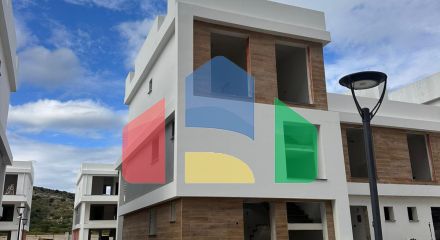 4-комнатная вилла 127м2 с террасой 27м2 4-комнатная вилла 127м2 с террасой 27м2